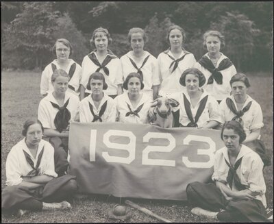 Women’s Softball Team with Mascot