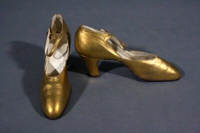 Pumps, Gold Leather