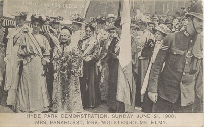 Hyde Park demonstration in 1908. Courtesy of Lindseth Woman Suffrage Collection, Cornell University Library, collection #8002, Box 9 folder 13