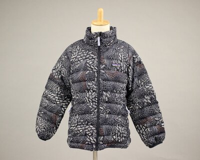 Down jacket, feather print