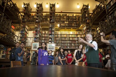 Incoming Students tour the A. D. White Library