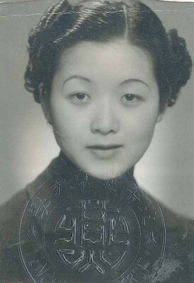 Wu Pei Heng Olivia Headshot