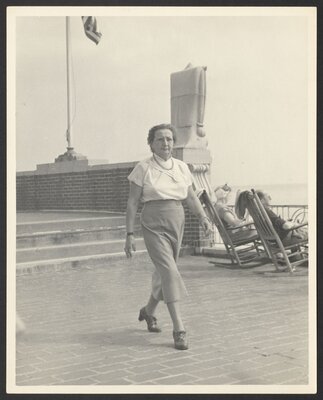 Photograph of Bessie Abramowitz Hillman