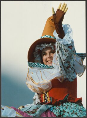 Dr. Brothers as Mother Goose in the Macy's Thanksgiving Day Parade. 1988.